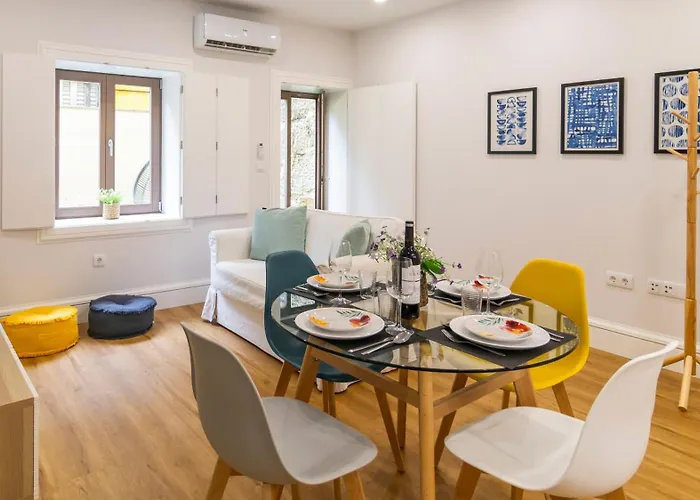 River Flat W/ Patio By Lovelystay Lejlighed Porto