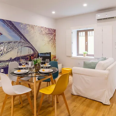Apartment River Flat W/ Patio By Lovelystay Porto
